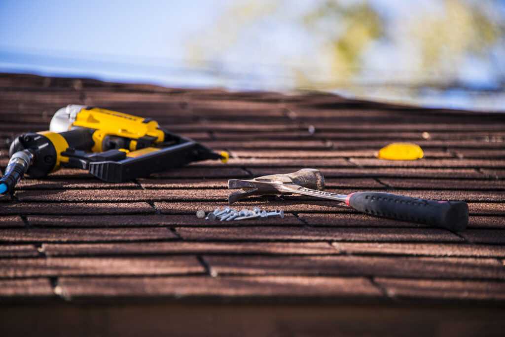 how to repair a roof